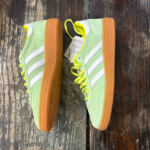 Adidas Handball Spezial Women’s 8 Green Gum Sole New w/ Box - Picture 4 of 6